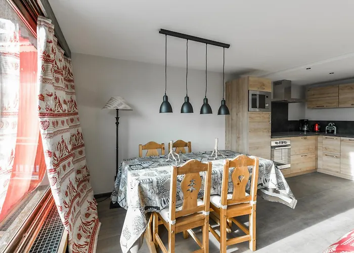 T3 Renove Au Pied Des Pistes Avec Parking - 1850 - Fr-1-514-46 *